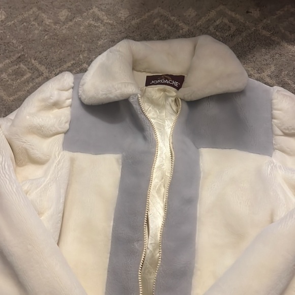 Jordache faux fur jacket - Picture 2 of 8